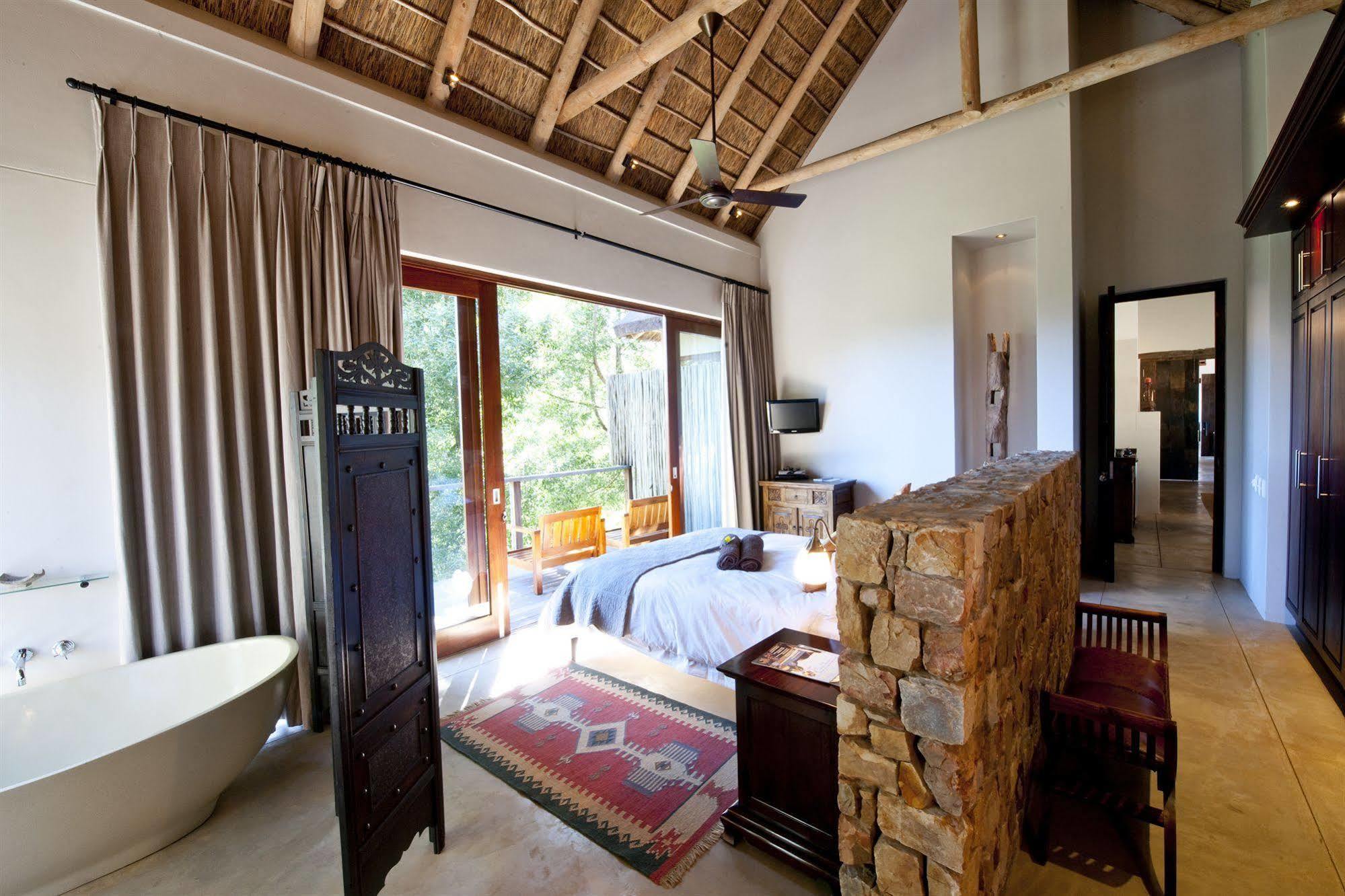 Tamodi Lodge Plettenberg Bay Extérieur photo